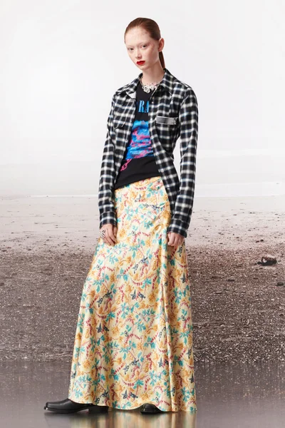 Look 15